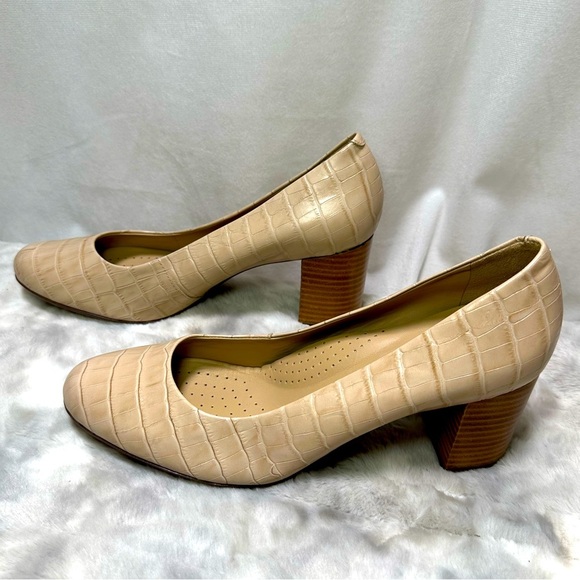 New Marc Joesph Comfort Pump Reptile Cream Nude Size 12 - Picture 1 of 6
